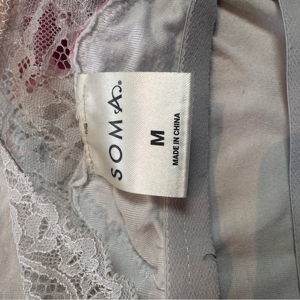 Soma Floral Lace Trim camisole - gray/multi size M great condition - Picture 4 of 6
